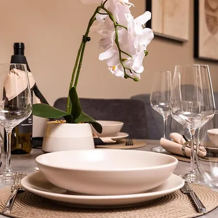 Apartment Center 'pemena' Free Private Parking