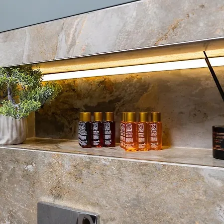 Center 'pemena' Free Private Parking